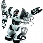 WowWee 8081N Radio Commande Robot Interactif et Programmable RoboSapien